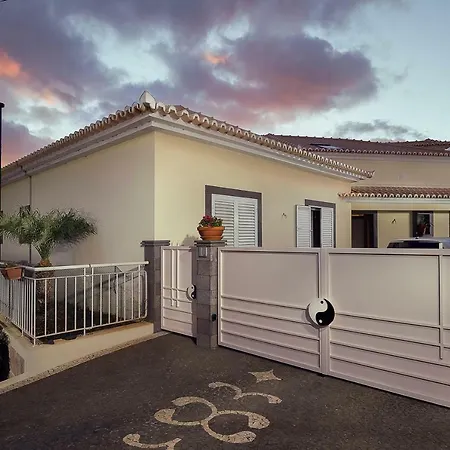 בית הארחה Top View House קלייטה
